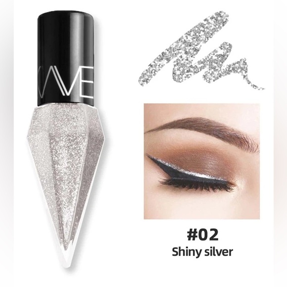 Silver Glitter Eyeliner - Picture 2 of 3